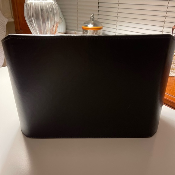 BOOK ORGANIZER - Picture 3 of 4